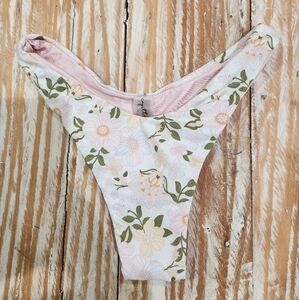 NWT Capittana Alicia White Garden Floral Printed Ruched‎ Butt Bikini Bottoms L